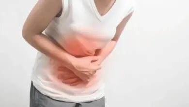 É normal sentir dor no estômago?