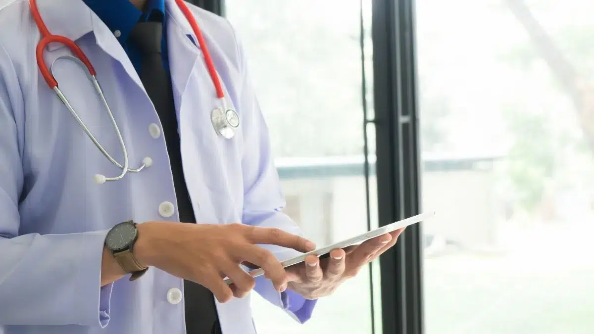 Médico Especialista em Doença Inflamatória Intestinal Goiânia